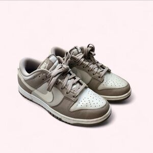 Nike Low Bone Beige Dunks